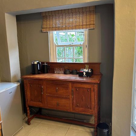 Battiss Guest House Pretoria-Noord 外观 照片