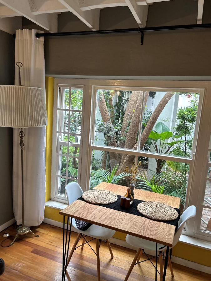 Battiss Guest House Pretoria-Noord 外观 照片